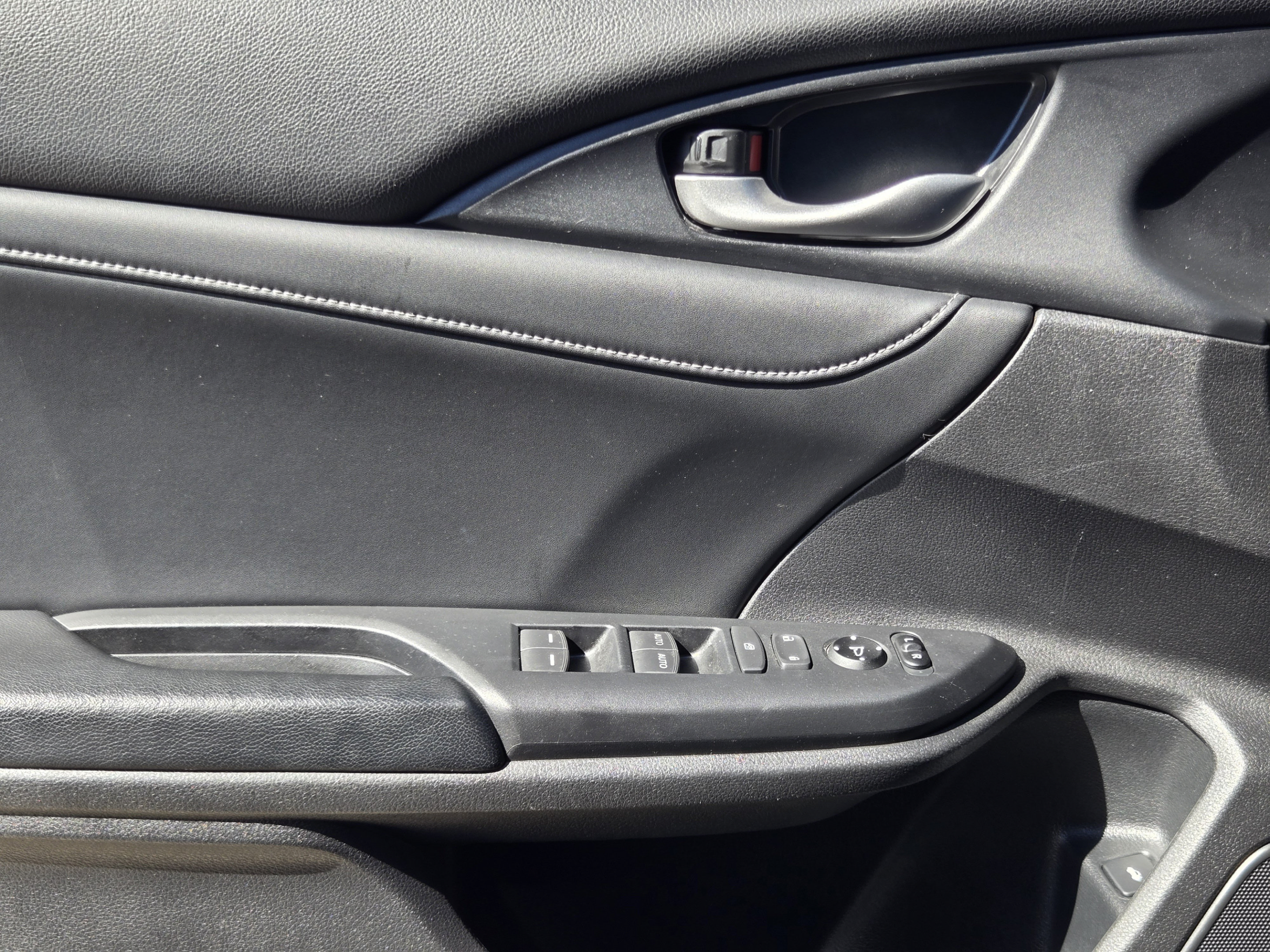 Used 2019 Honda Insight Touring image 20