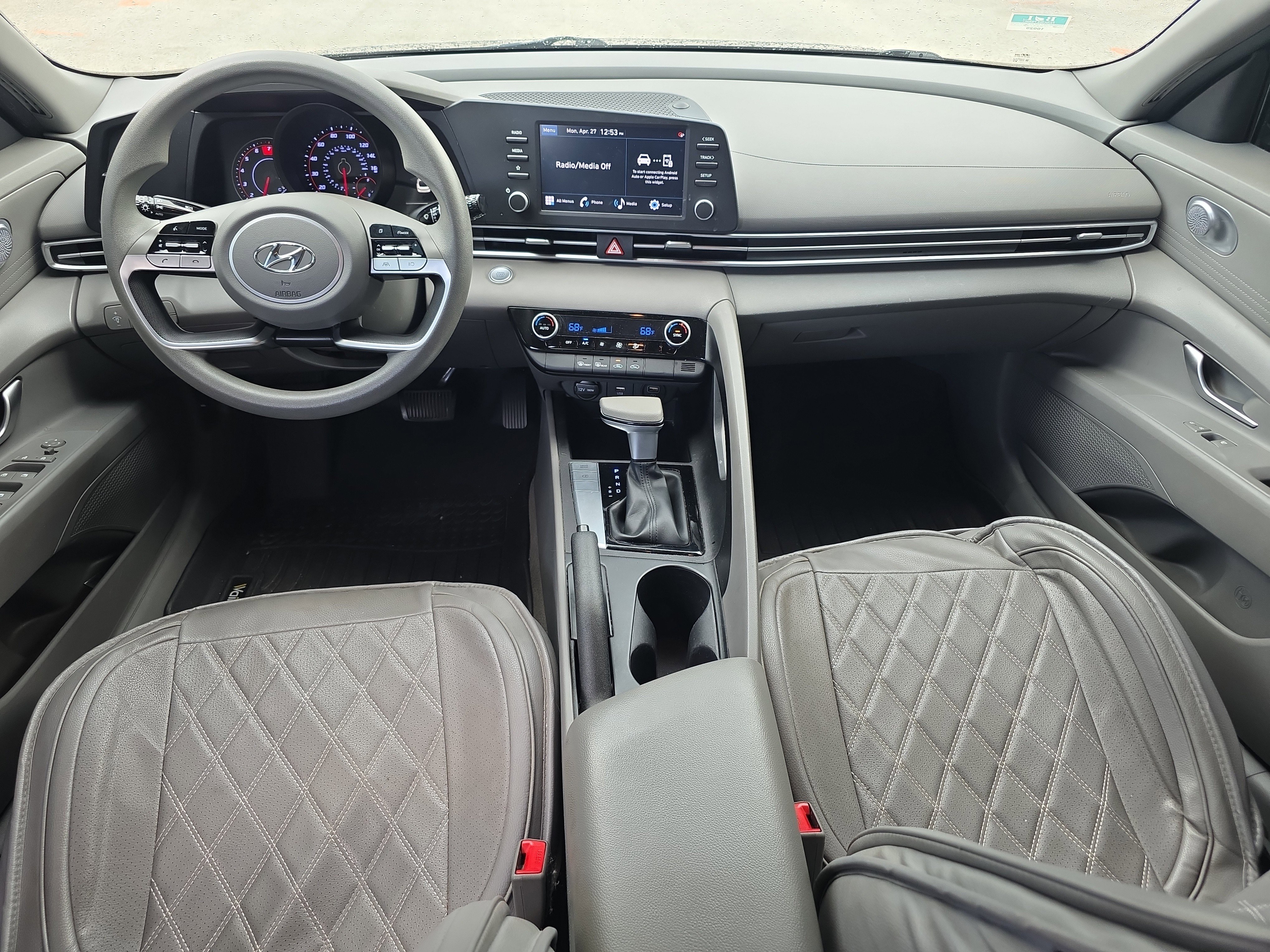 Used 2022 Hyundai Elantra SEL FWD image 15