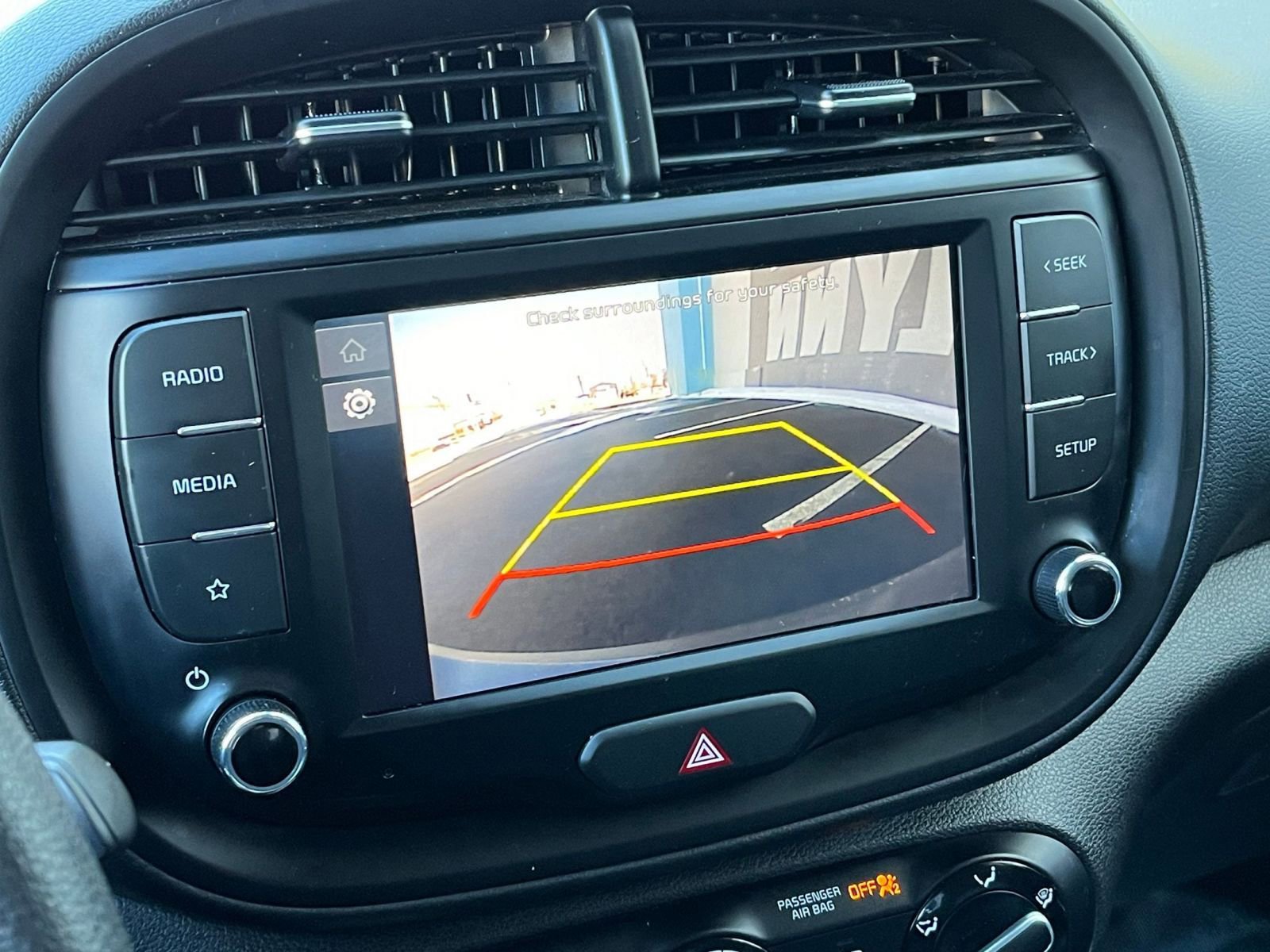 Used 2025 Kia Soul LX w/ LX Technology Package image 21