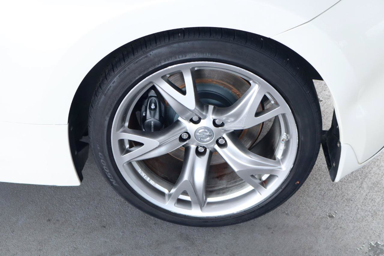 Used 2012 Nissan 370Z Touring w/ Sport Pkg RWD image 34