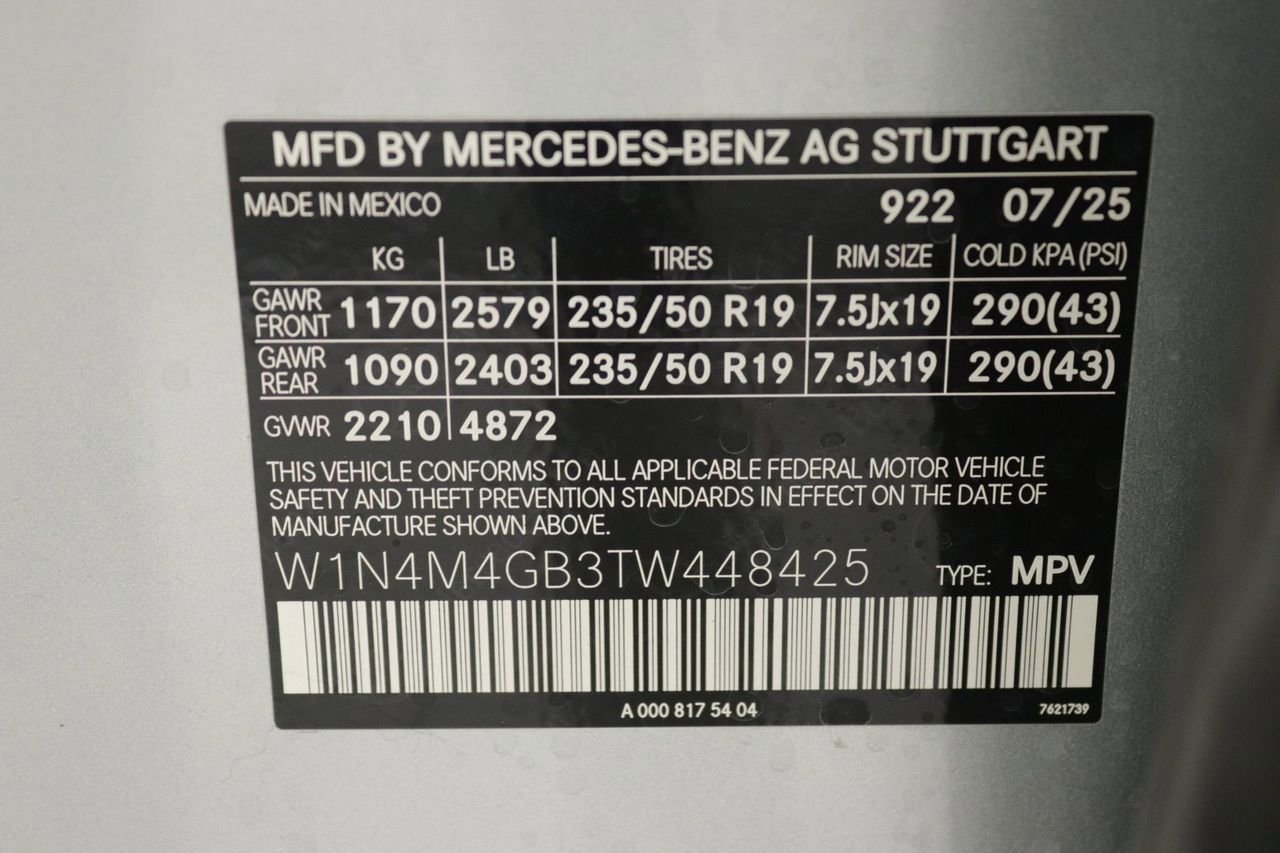 New 2026 Mercedes-Benz GLB 250 image 12