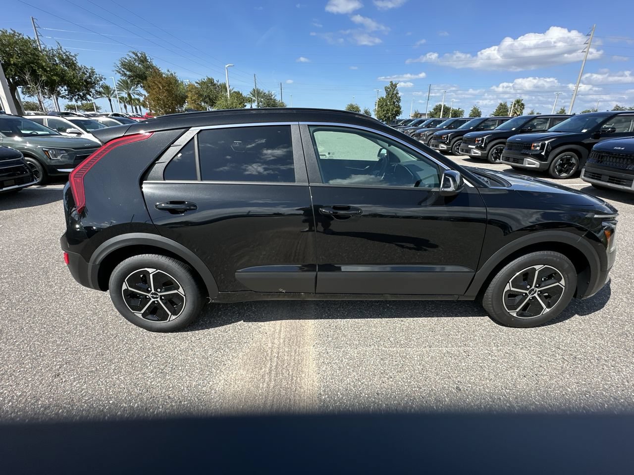 New 2026 Kia Niro EX FWD image 21