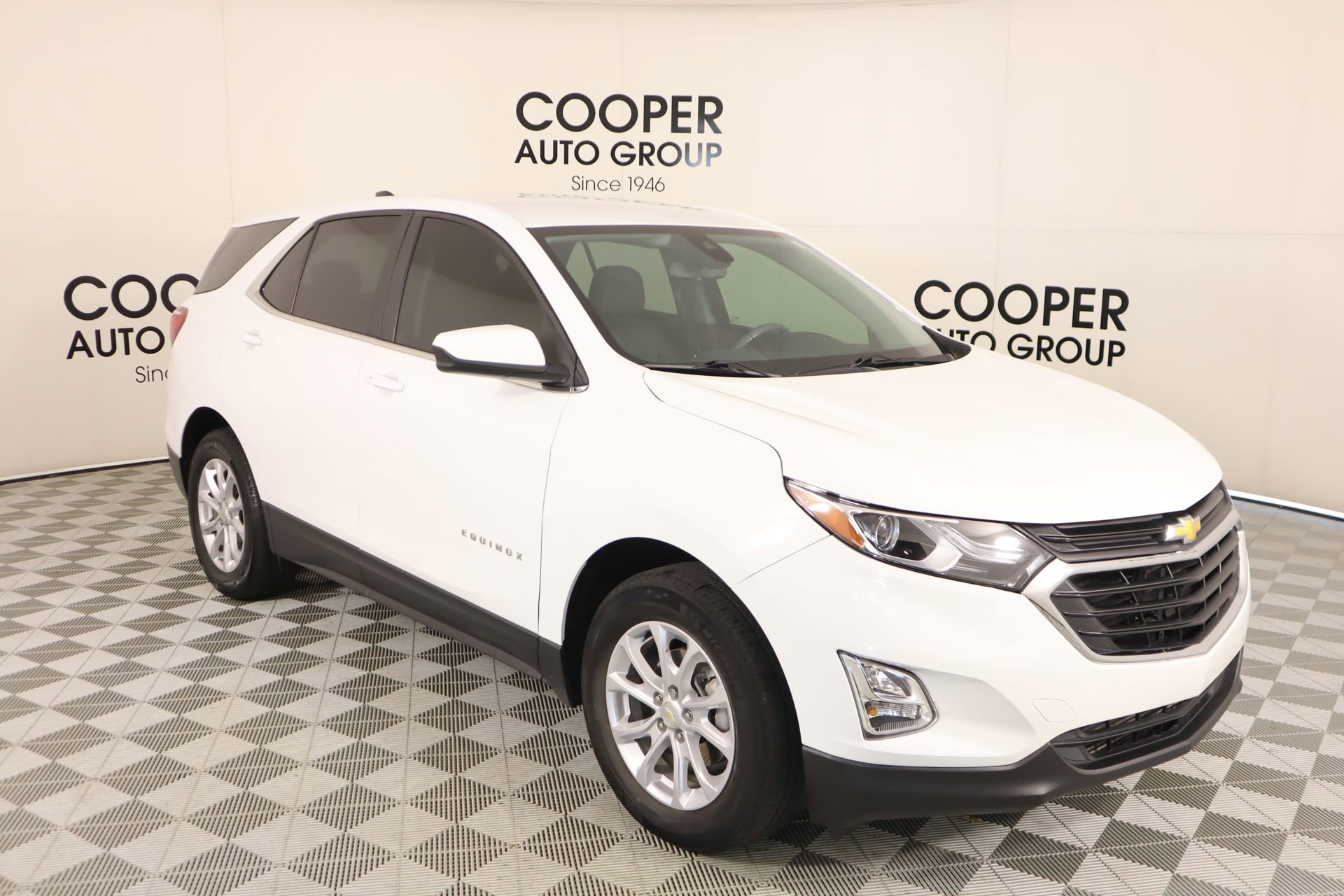 Used 2021 Chevrolet Equinox LT image 1