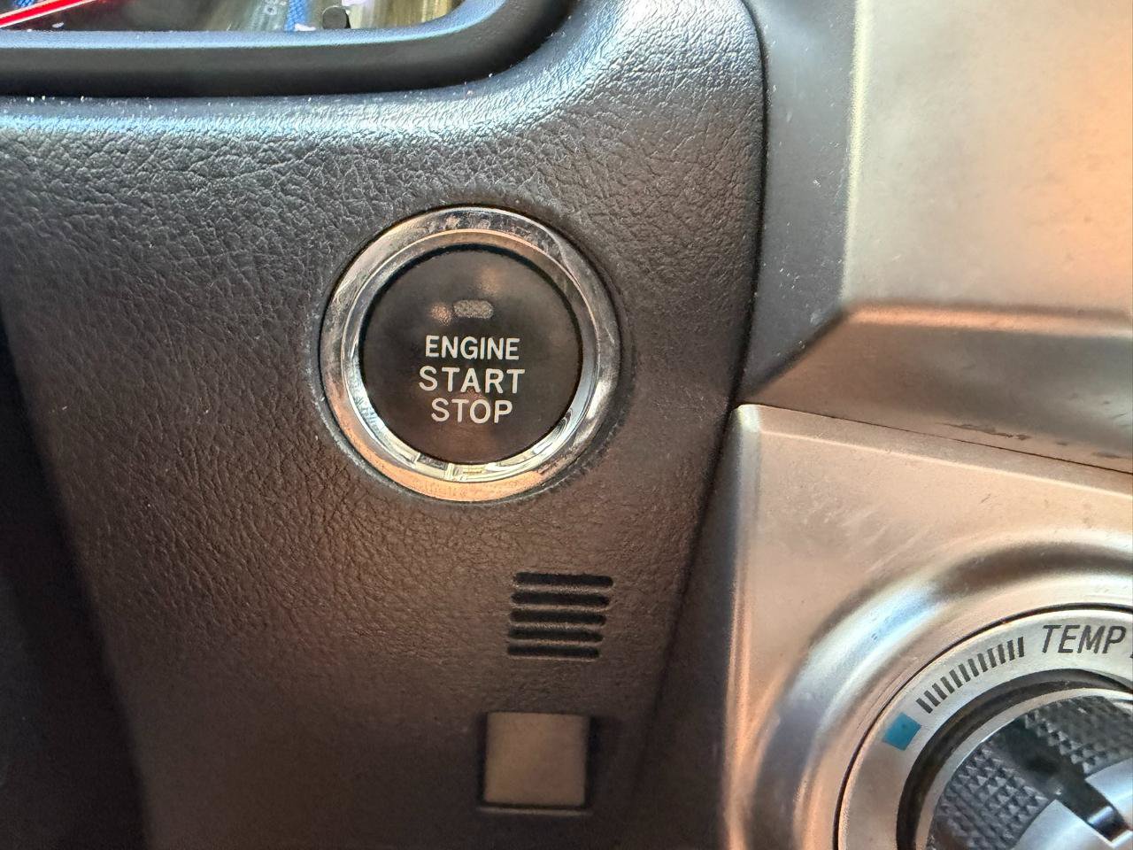 Used 2014 Toyota 4Runner Limited RWD image 32
