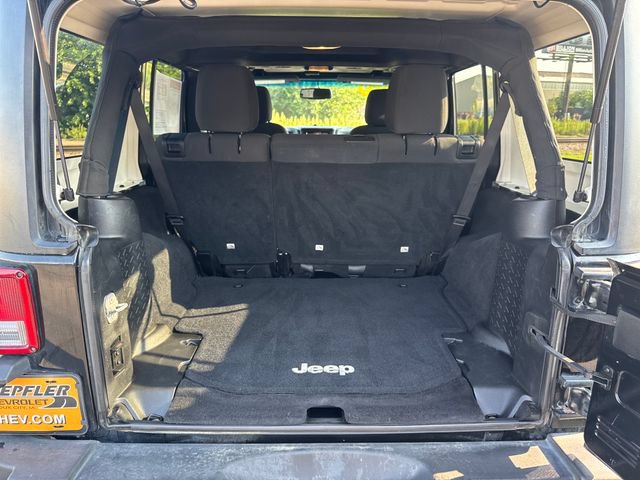 Used 2015 Jeep Wrangler Unlimited Sport w/ Quick Order Package 24S AWD/4WD image 23