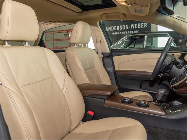 Used 2014 Toyota Avalon Limited w/ Technology Package FWD image 22