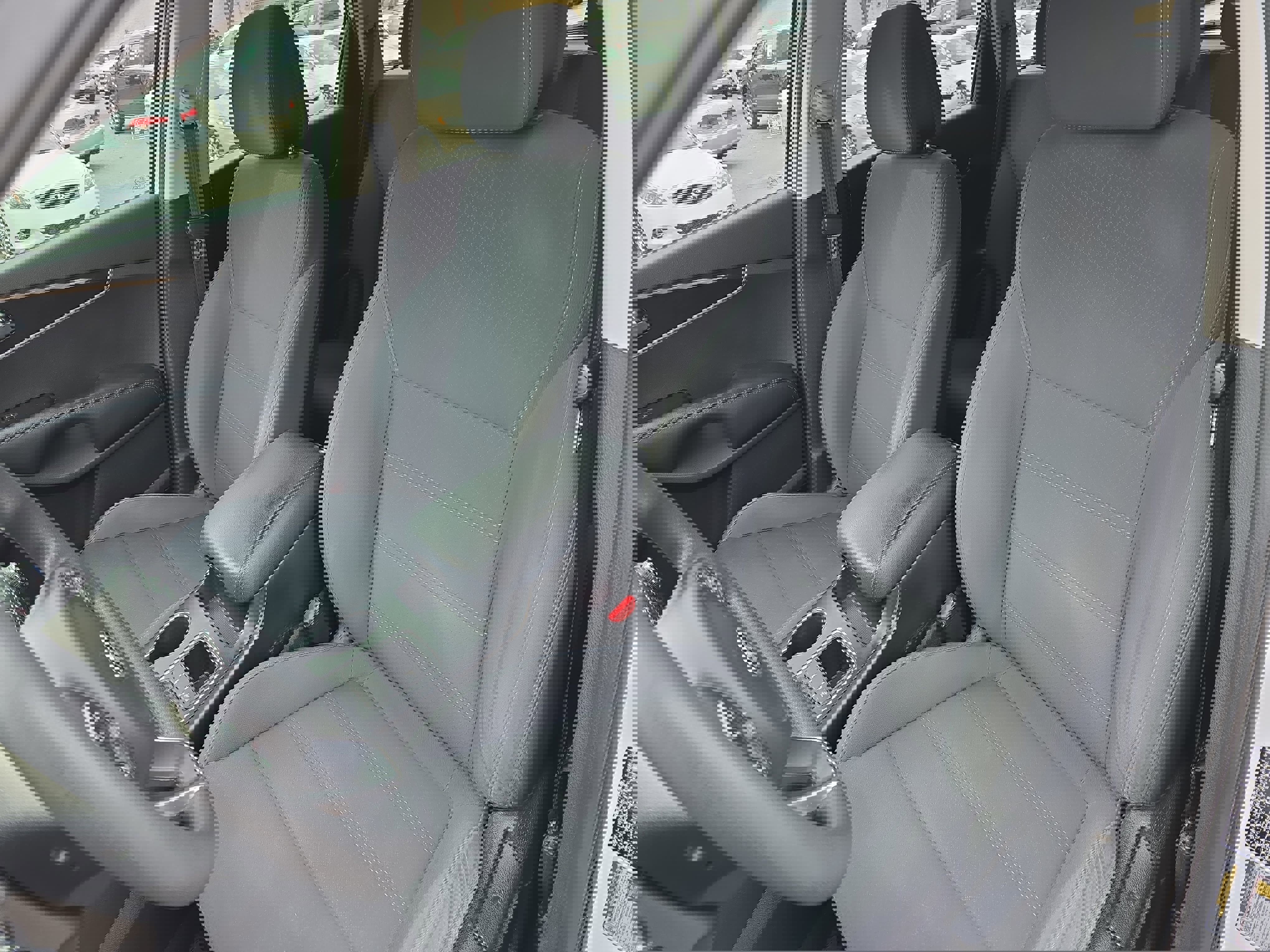 Used 2016 Kia Sorento LX image 17