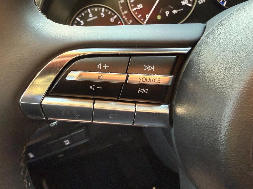 Used 2025 MAZDA CX-50 AWD 2.5 S w/ Premium Package image 19