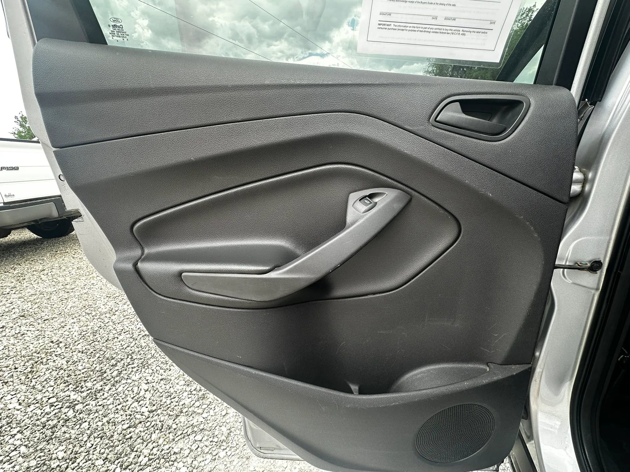 Used 2016 Ford Escape S FWD image 33