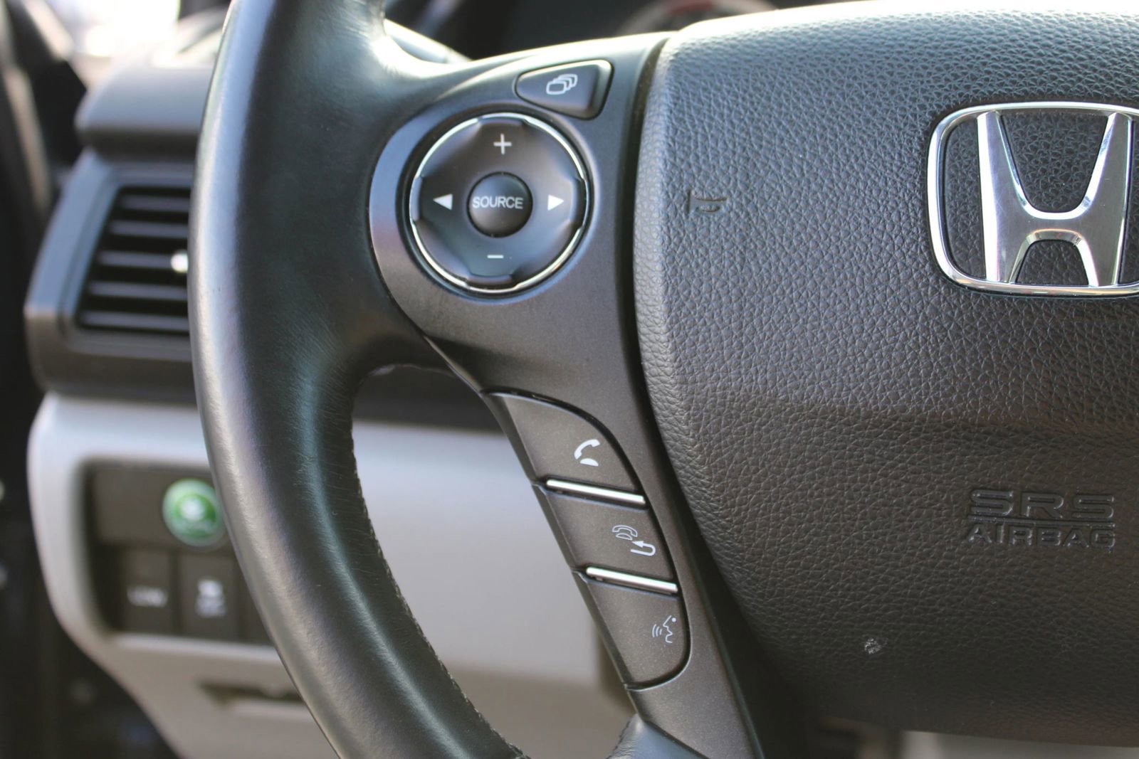 Used 2014 Honda Accord EX-L image 30