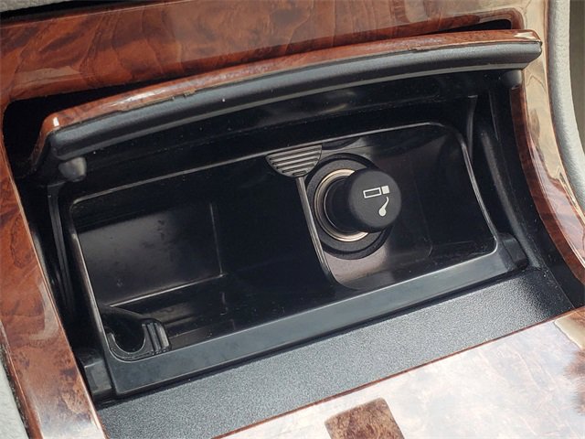 Used 2006 Cadillac DTS w/ Sun And Sound Package image 24