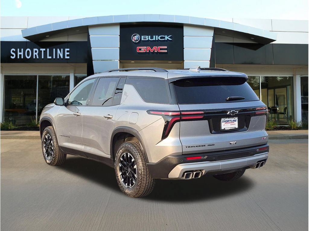 Used 2025 Chevrolet Traverse Z71 AWD/4WD image 5