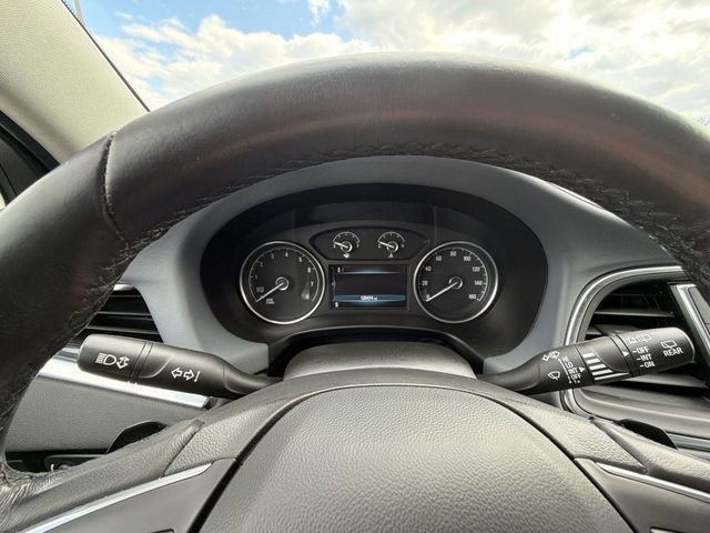 Used 2019 Buick Enclave Essence AWD/4WD image 16