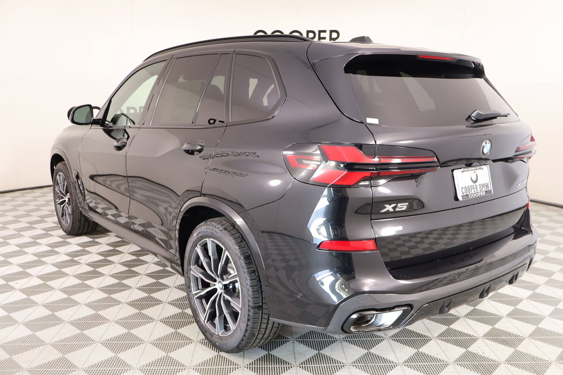 New 2026 BMW X5 sDrive40i RWD image 23