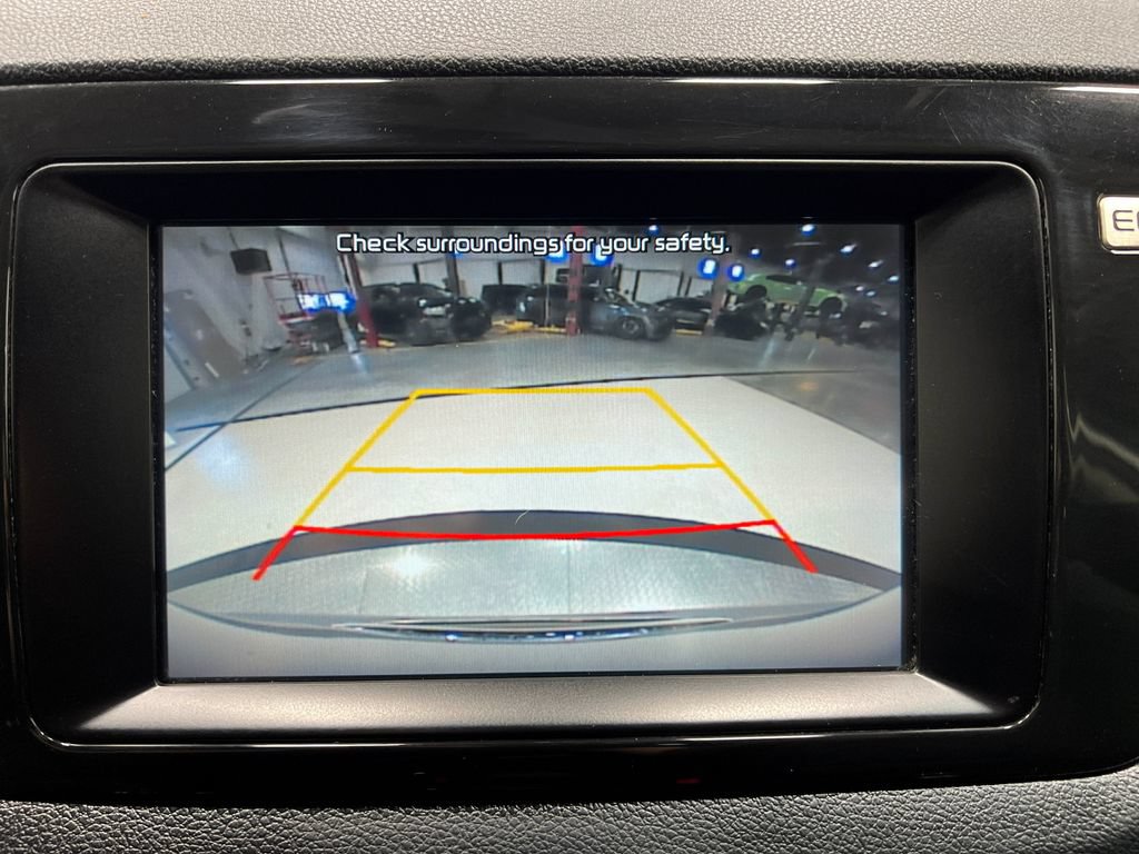 Used 2019 Kia Niro LX FWD image 11