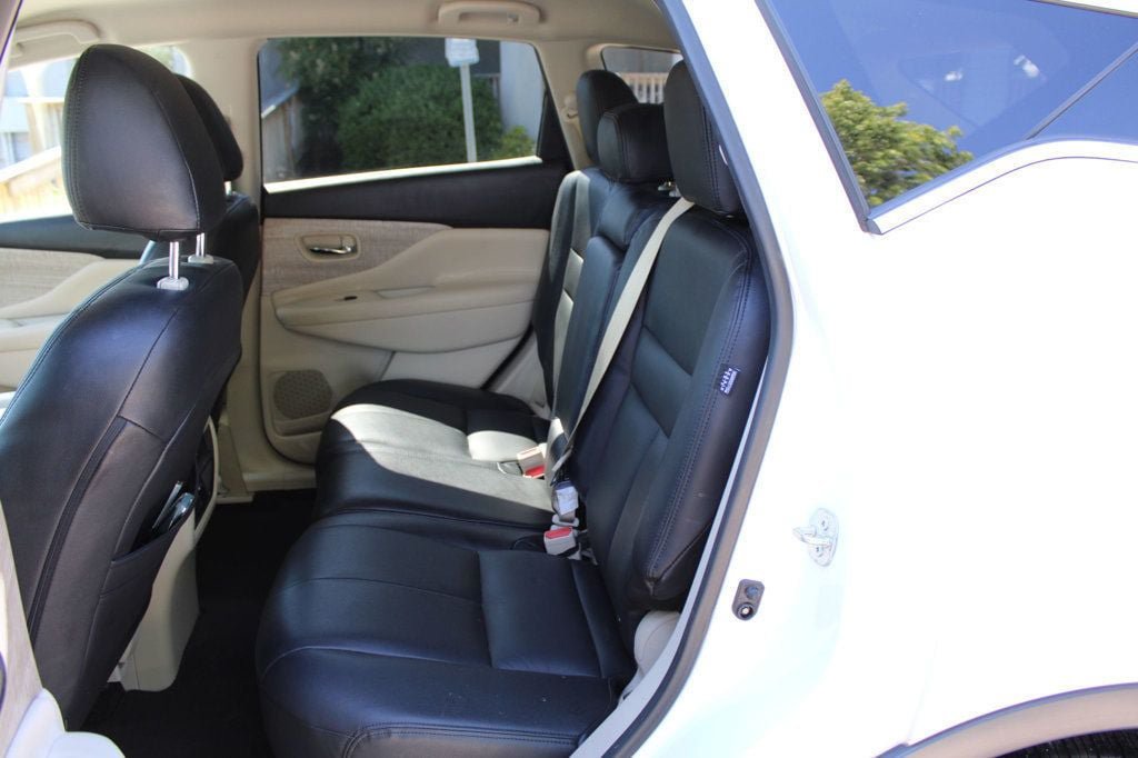 Used 2019 Nissan Murano SV w/ Cargo Package FWD image 28