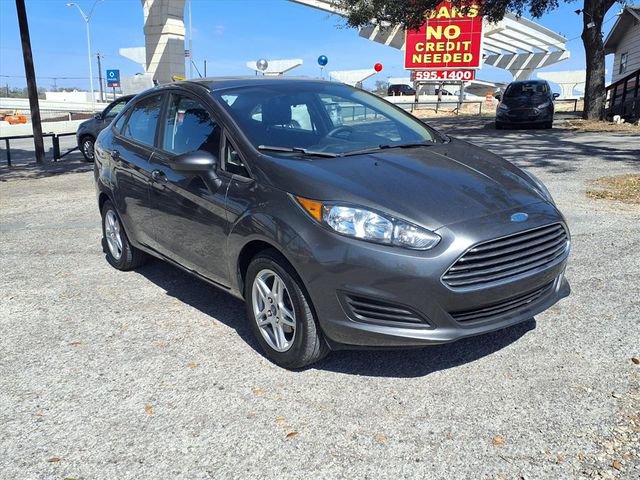 Used 2017 Ford Fiesta SE image 1