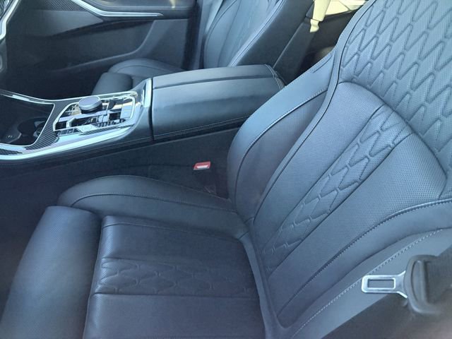 Used 2025 BMW X5 M60i w/ Climate Comfort Package image 9