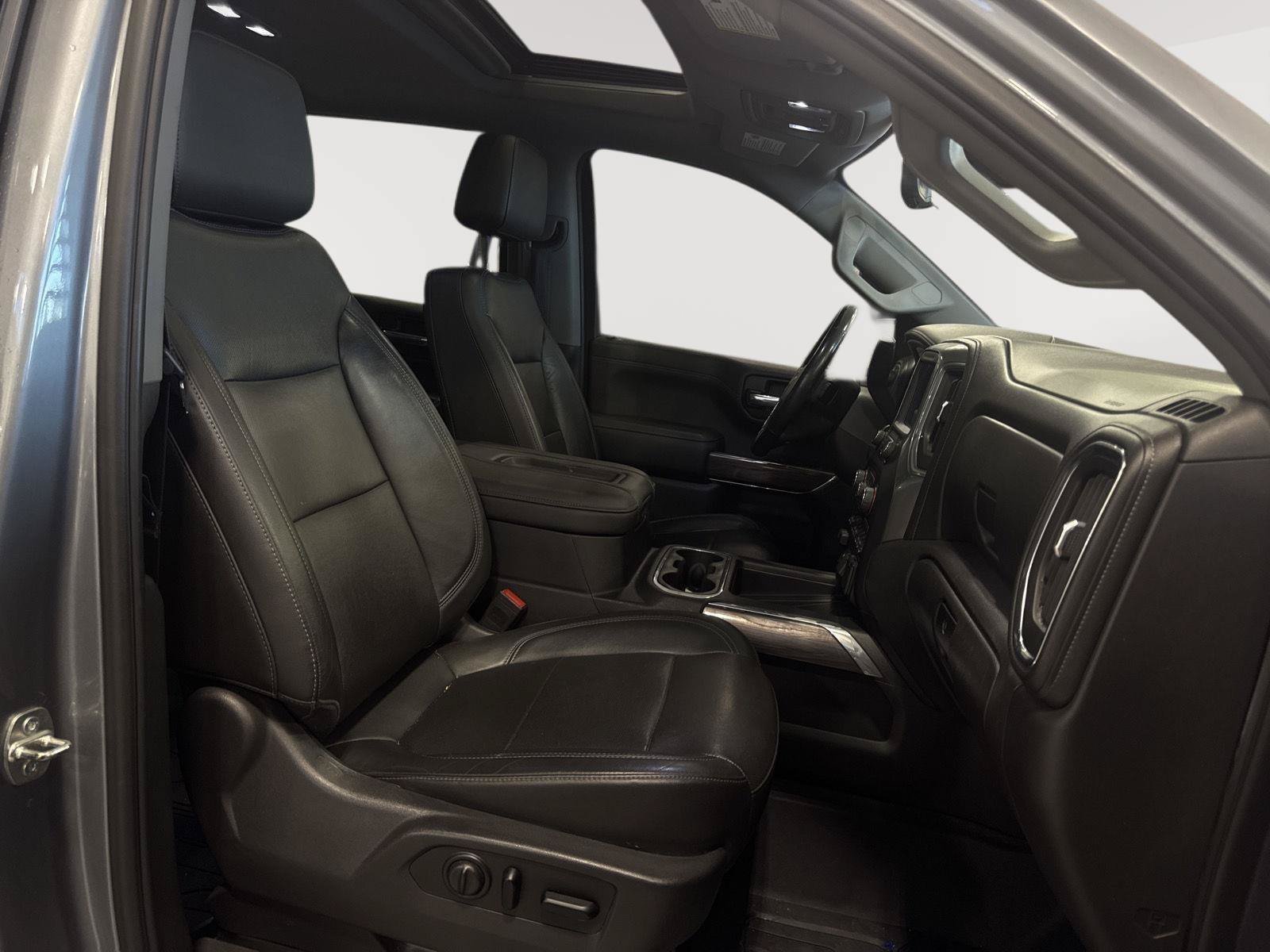 Used 2019 Chevrolet Silverado 1500 LTZ w/ LTZ Premium Package AWD/4WD image 24