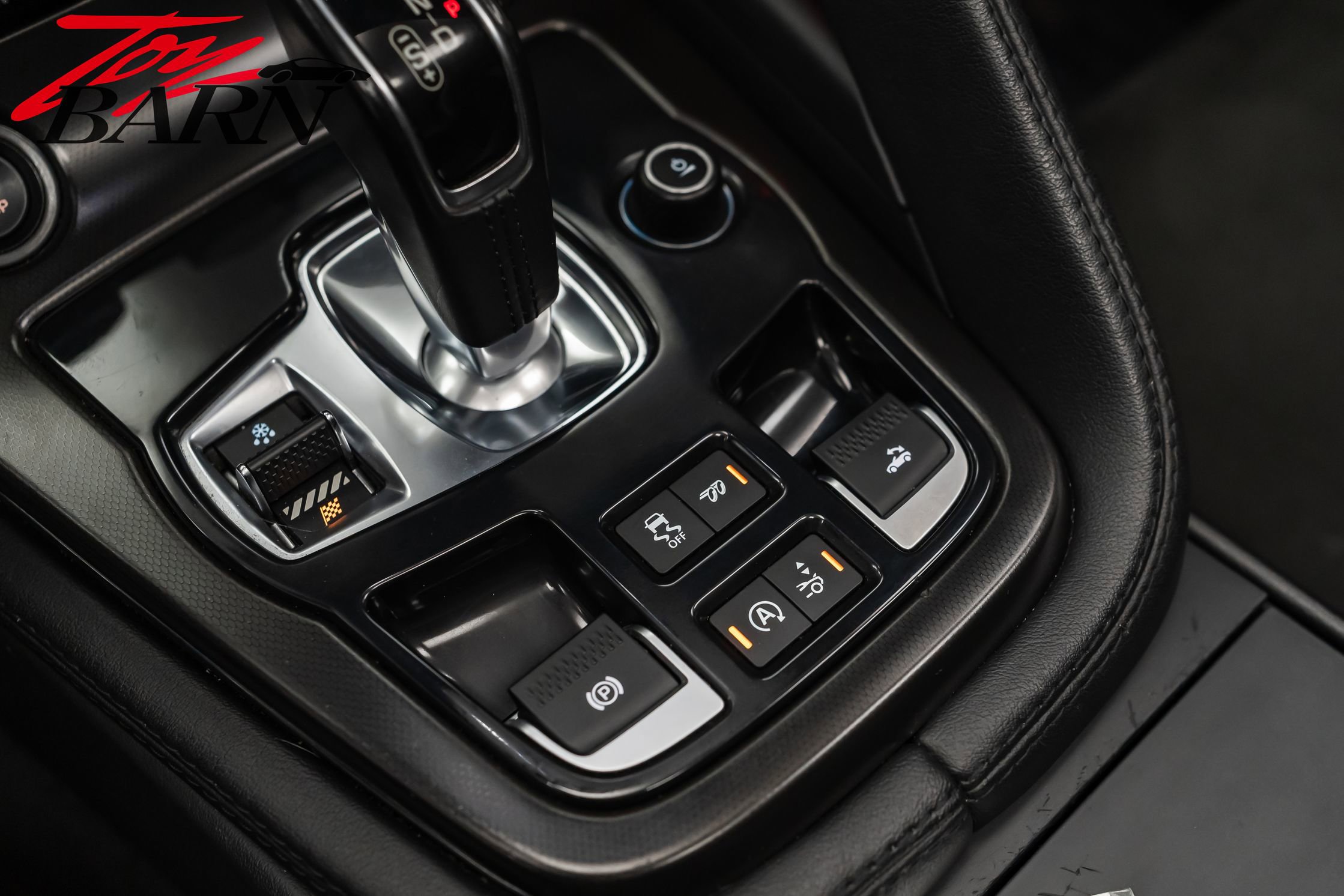 Used 2016 Jaguar F-TYPE S image 51