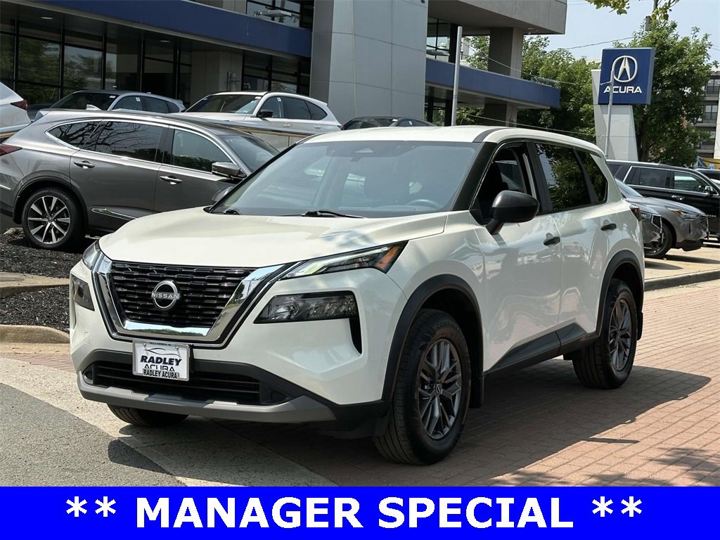 Used 2022 Nissan Rogue S image 1