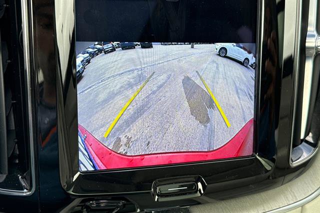 Certified 2023 Volvo XC60 T8 Ultimate image 22