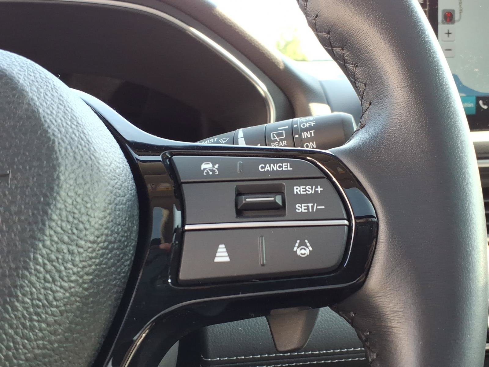 Certified 2025 Honda Pilot Touring image 25