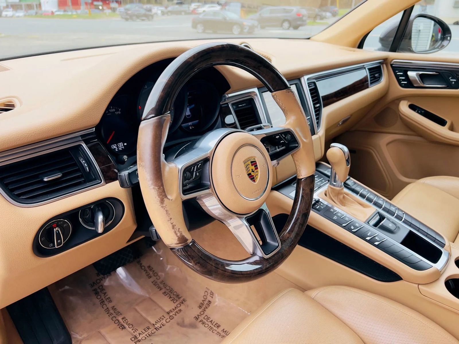 Used 2016 Porsche Macan S image 31