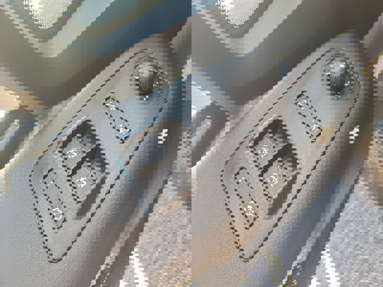 Used 2023 RAM ProMaster 2500 w/ Driver Convenience Group image 34