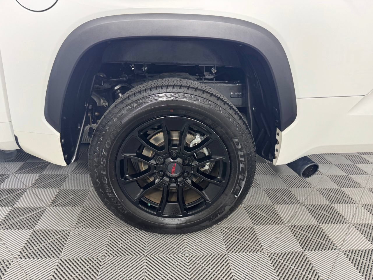 Used 2023 Toyota Tundra SR5 w/ SR5 Convenience Package AWD/4WD image 36
