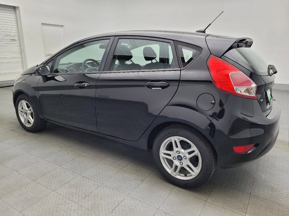 Used 2018 Ford Fiesta SE FWD image 3
