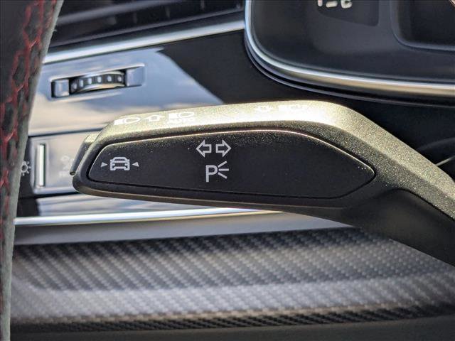 Used 2026 Audi RS Q8 performance AWD/4WD image 9