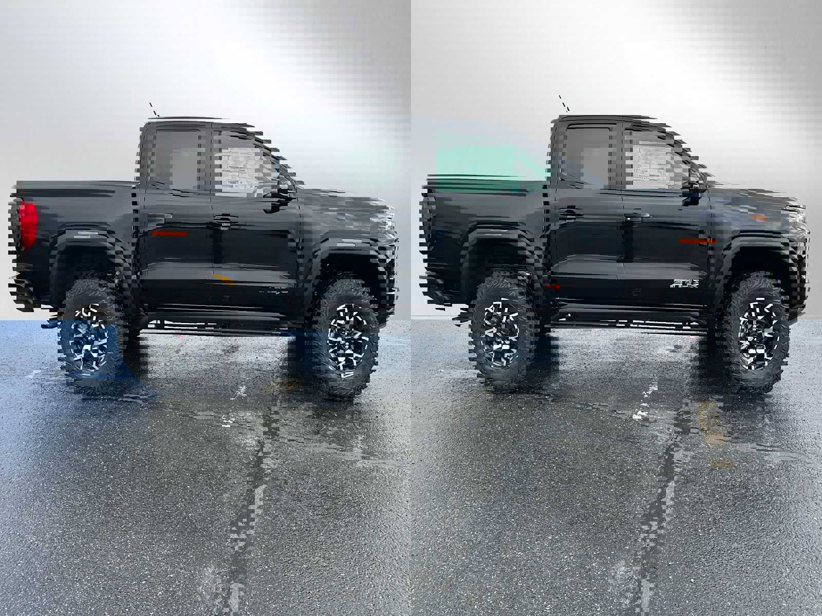 New 2026 GMC Canyon AT4X image 2