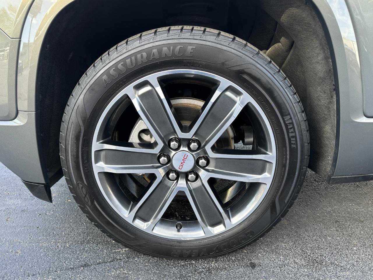 Used 2018 GMC Acadia Denali w/ Technology Package AWD/4WD image 86