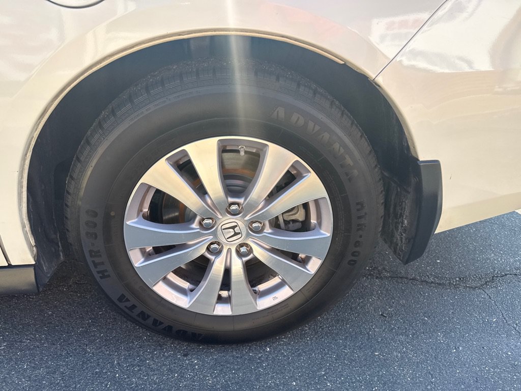 Used 2015 Honda Odyssey EX-L image 22