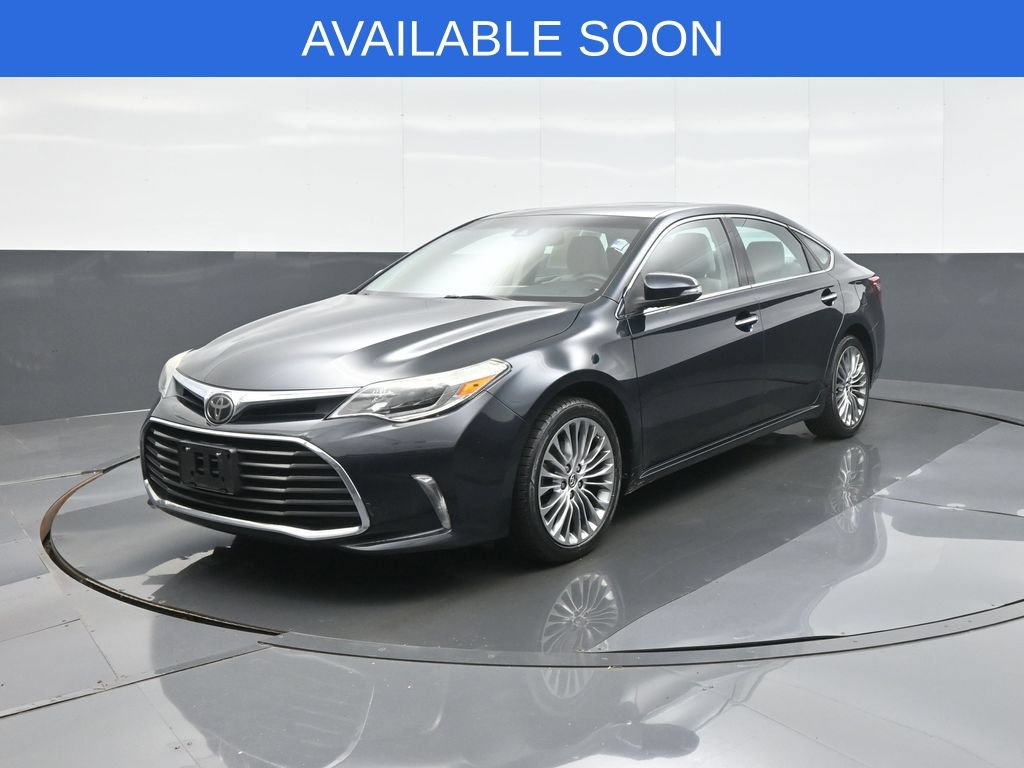 Used 2016 Toyota Avalon Limited w/ Toyota Safety Sense Package FWD image 3