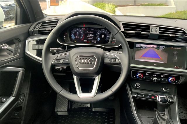 Used 2024 Audi Q3 2.0T Premium image 5