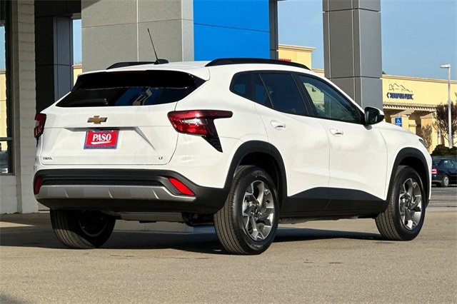 New 2026 Chevrolet Trax LT w/ Driver Confidence Package image 5