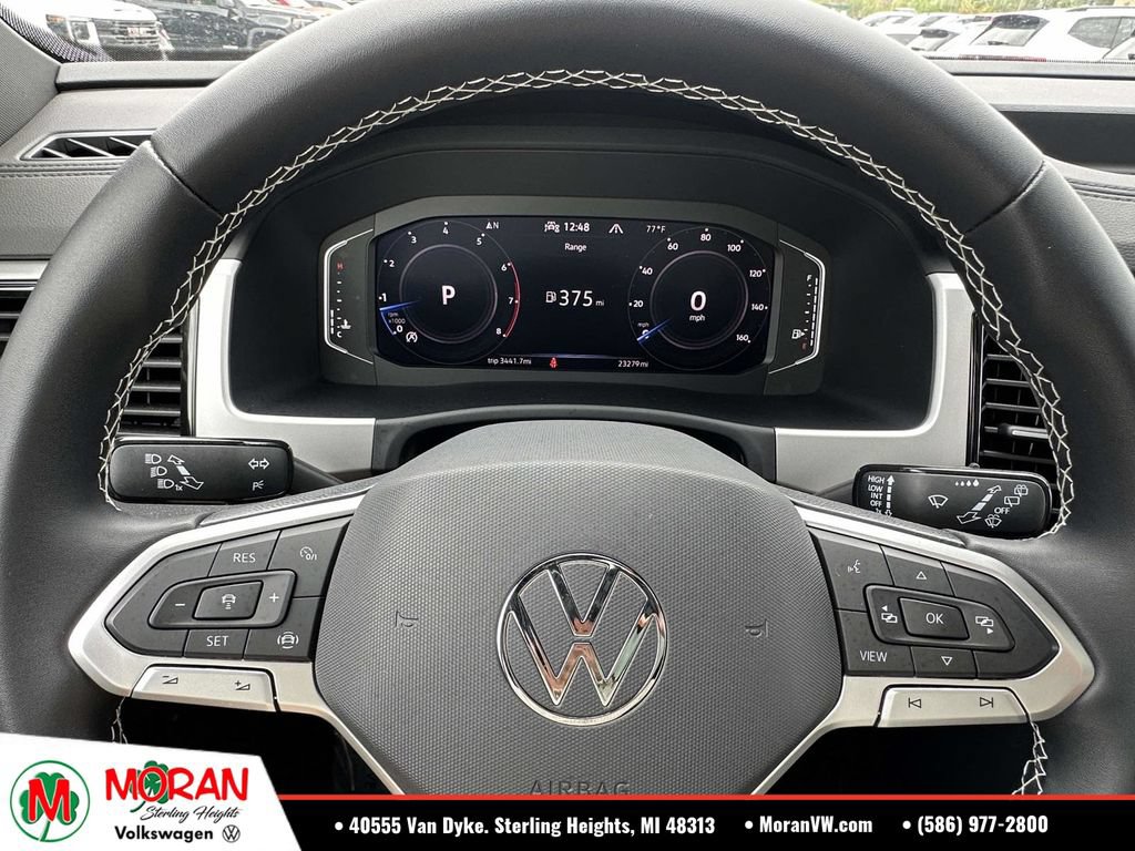 Certified 2023 Volkswagen Atlas Cross Sport SE w/ Panoramic Sunroof Package AWD/4WD image 22