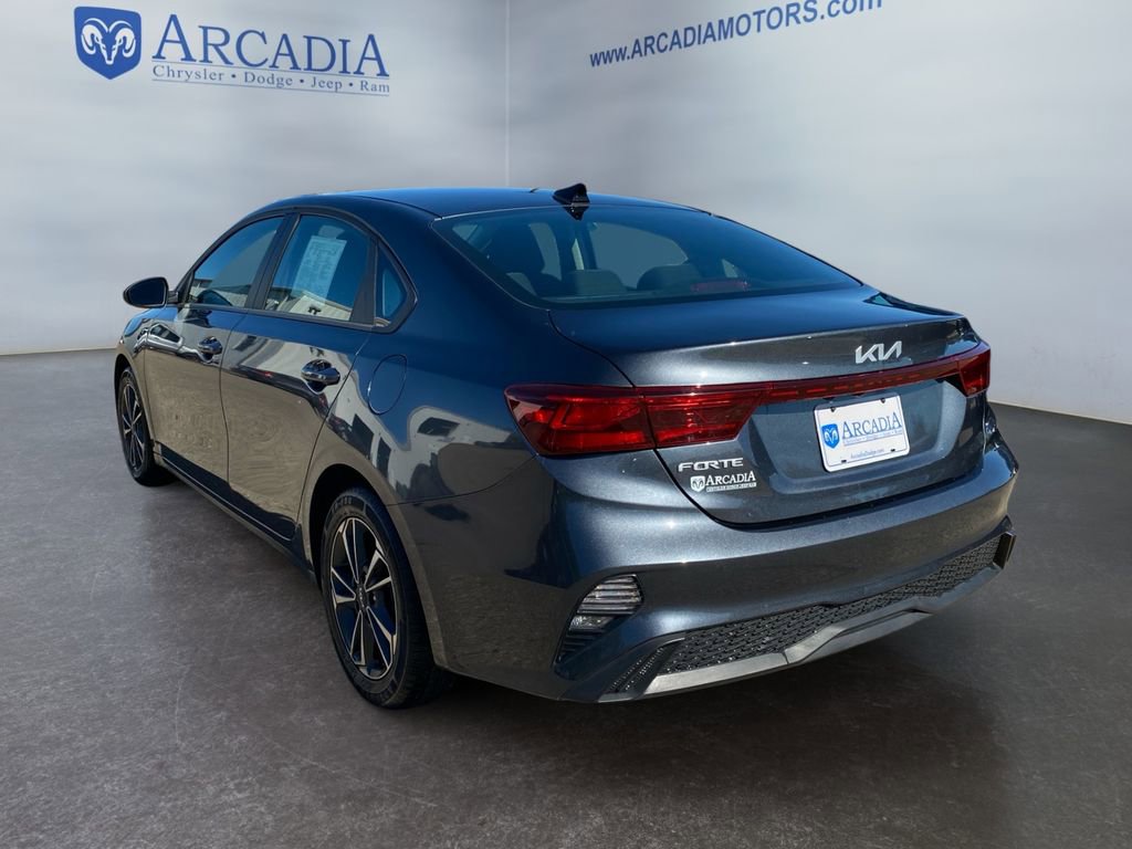 Used 2024 Kia Forte LXS FWD image 3