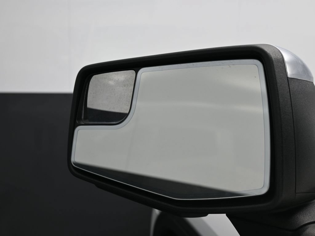 Used 2024 GMC Sierra 1500 SLT RWD image 8