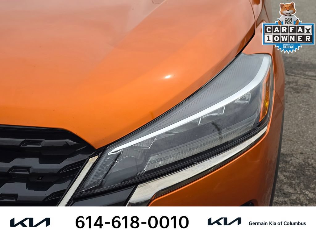 Used 2021 Nissan Kicks SR w/ SR Premium Package FWD image 14