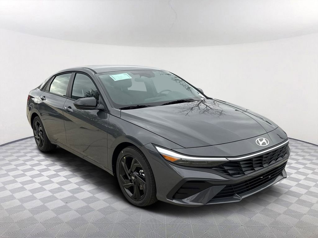 New 2026 Hyundai Elantra Sport FWD image 3