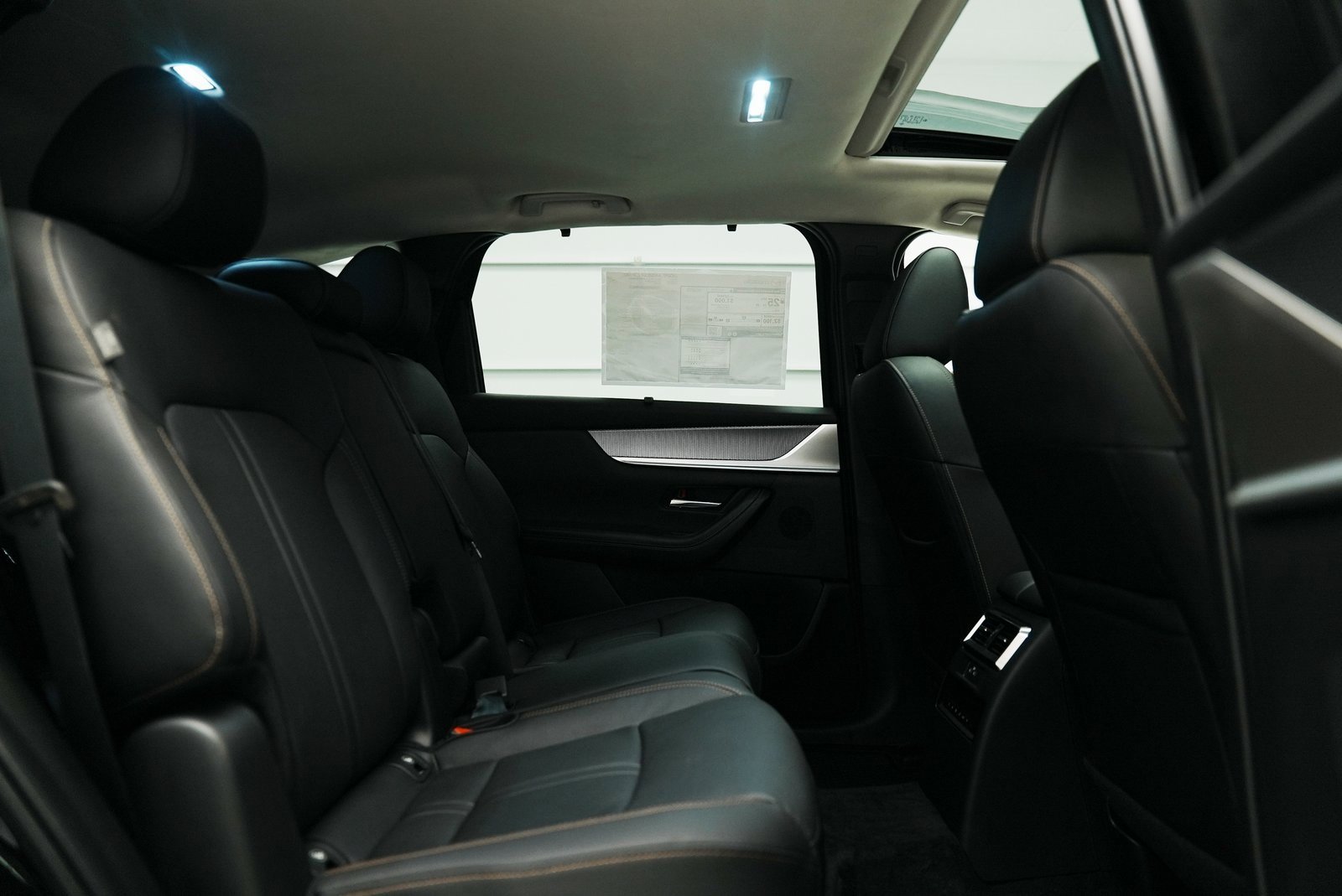 Used 2025 MAZDA CX-90 3.3 Turbo w/ Preferred Package image 28