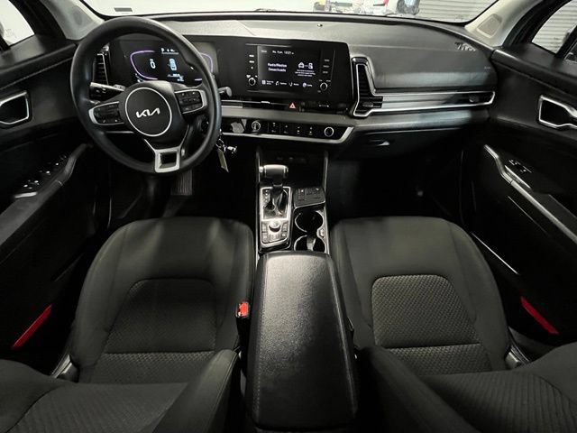 Used 2024 Kia Sportage LX AWD/4WD image 17