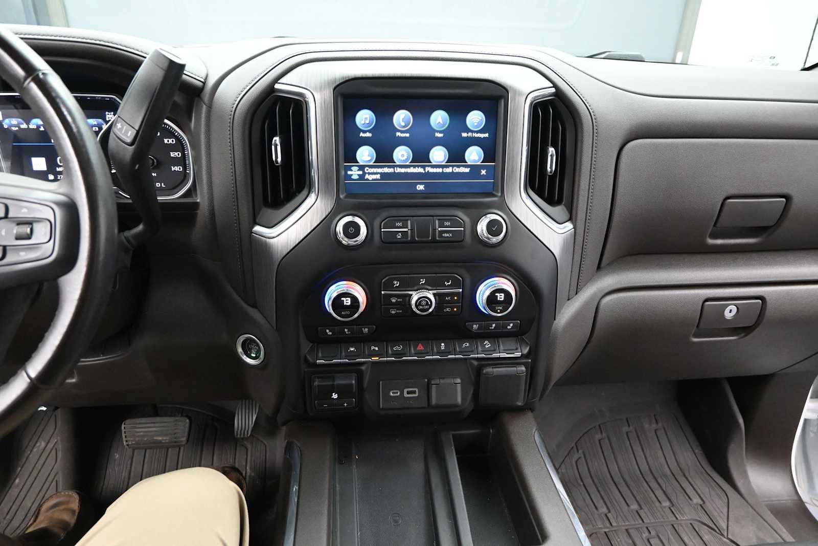Used 2021 GMC Sierra 1500 Denali w/ Driver Alert Package II AWD/4WD image 15