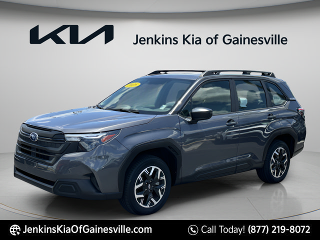 Used 2025 Subaru Forester AWD/4WD image 8
