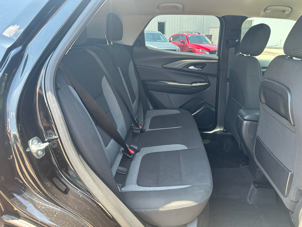Used 2025 Chevrolet TrailBlazer LT w/ Driver Confidence Package AWD/4WD image 22