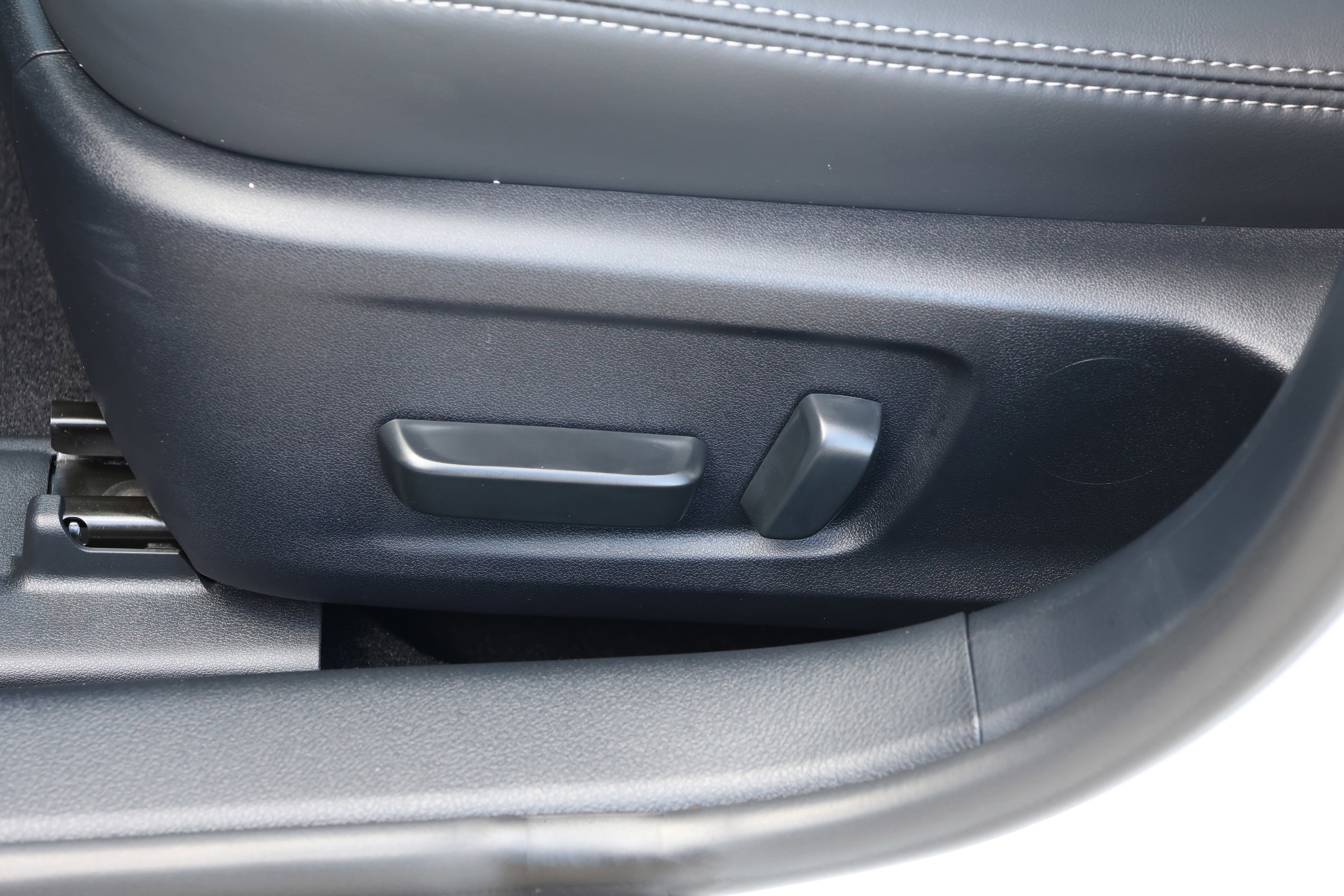 Used 2025 Lexus IS 350 F Sport image 30