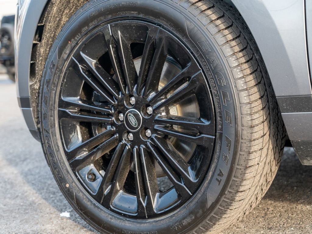 New 2026 Land Rover Range Rover Evoque S image 9